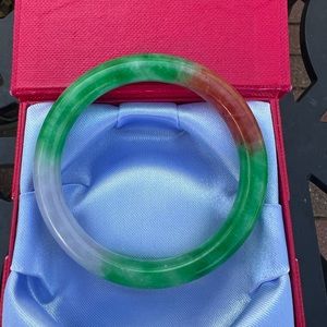 Tri color jade bangle bracelet